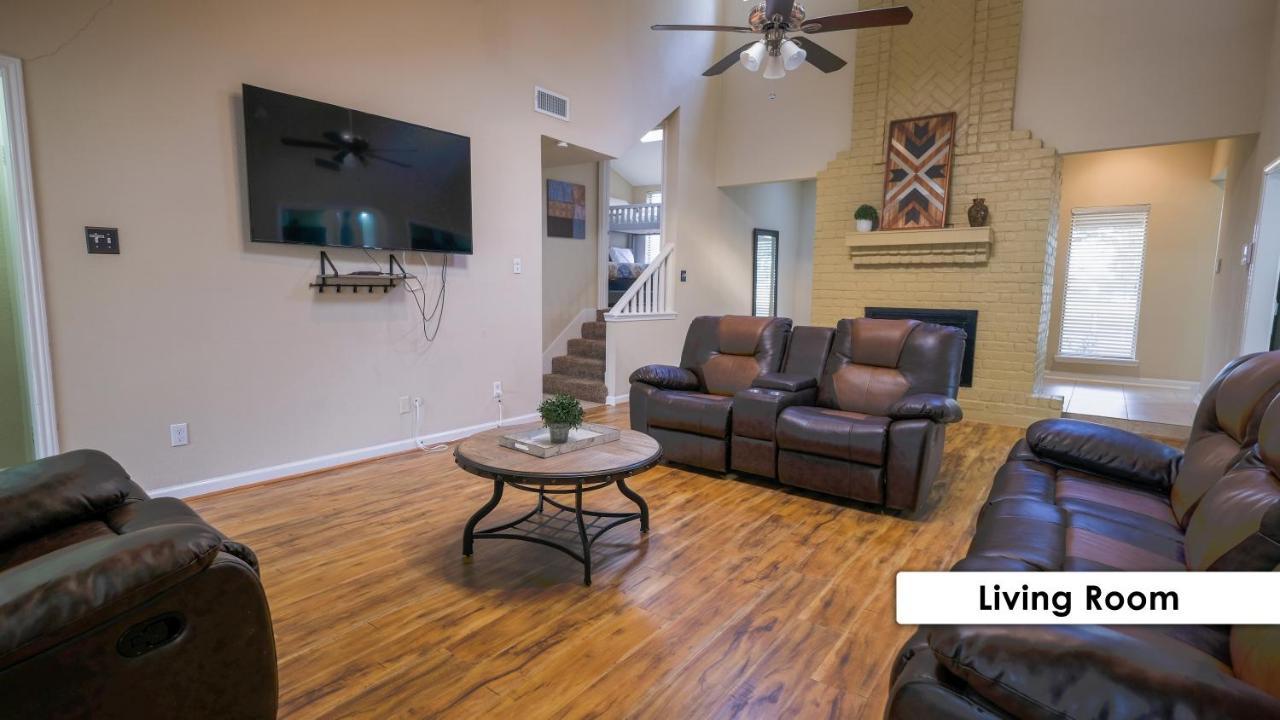 Pool House, 20 Minutes From Dt 4Bdr For 10 Guests - Winkleman Villa Houston Buitenkant foto